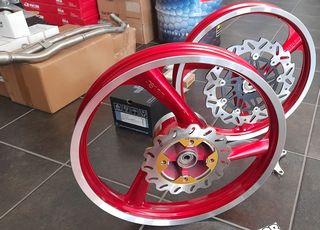 zantes alouminiou gia yamaha z125 & crypton x 135 me diskofreno piso .. vafonte se ola ta xromata YAMAHA Z125 X135-thumb-7