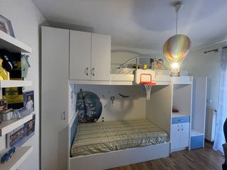 Σέτ εφηβικό δωμάτιο με γραφείο, 2 κομοδίνα, 2 μονά κρεβάτια κουκέτα με ντουλάπα και 2 στρώματα!!!