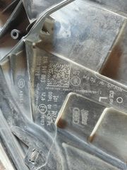 Φανάρι ( οδηγού ) απο Audi Q2-thumb-4