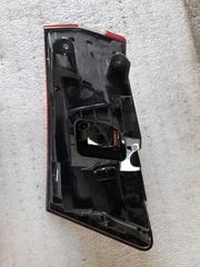Πίσω φαναρι από Skoda superb του 12-thumb-5