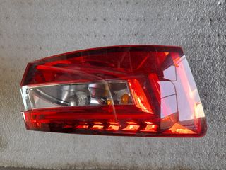 Πίσω φαναρι από Skoda superb του 12-thumb-2
