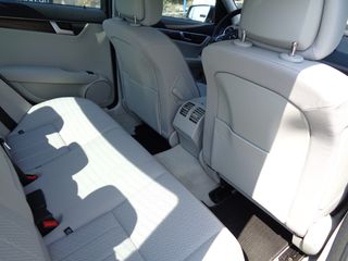 Mercedes-Benz C 250 2013-thumb-7