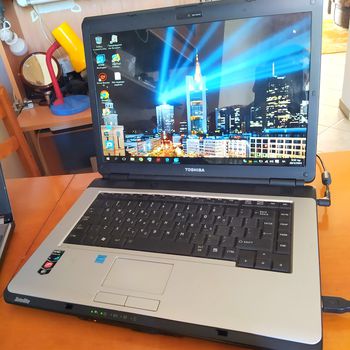 TOSHIBA Satellite L-300 D Διπύρινο AMD με WINDOWS 10 ΑΡΙΣΤΟ