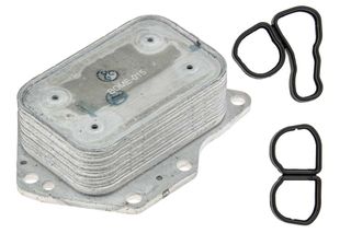 Ψυγείο λαδιού κινητήρα για MERCEDES ENG. 160,180,200,250,35AMG: A V177/W176/W177, B W246/W242/W247, CLA C117/C118/X117, GLA H247/X156 (OE: 2701800610)