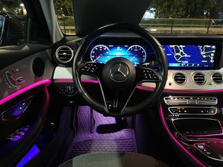 Mercedes-Benz E 300 2022 DISTRONIC PLUS MULTIBEM LED-thumb-70
