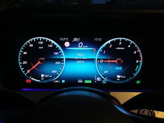 Mercedes-Benz E 300 2022 DISTRONIC PLUS MULTIBEM LED-thumb-61