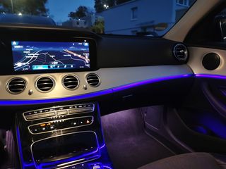 Mercedes-Benz E 300 2022 DISTRONIC PLUS MULTIBEM LED-thumb-43