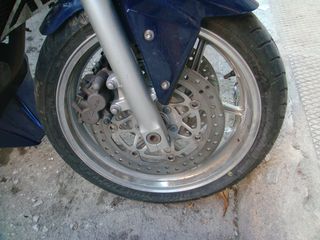 kawasakl  z 750  2005-07  0λοκληρη μοτο κοματι-κοματι  κηνητηρασ-κλειδαριεσ-ζαντες κτλπ
