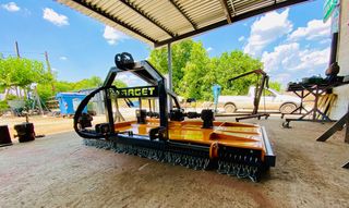 Στελεχοκόπτες AgroTarget 2025 L240m με υδραυλική μετατόπιση