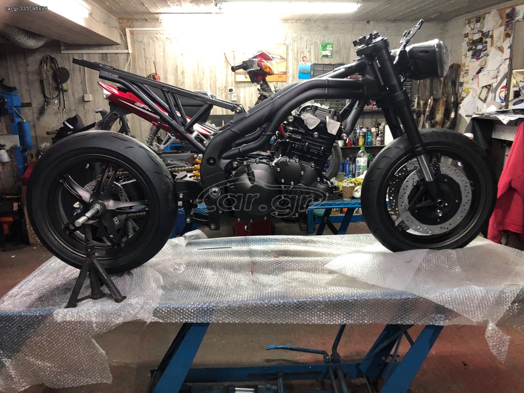 Triumph Speed Triple 2005