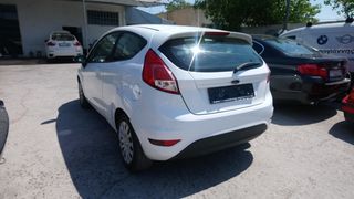 Ford Fiesta 2016-thumb-1