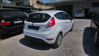 Ford Fiesta 2016-thumb-2