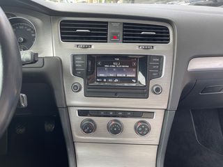 Volkswagen Golf 2017 ACTIVE 110PS-thumb-9