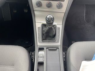 Volkswagen Golf 2017 ACTIVE 110PS-thumb-12