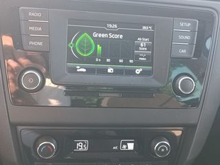 Skoda Rapid 2016 Joy-thumb-11