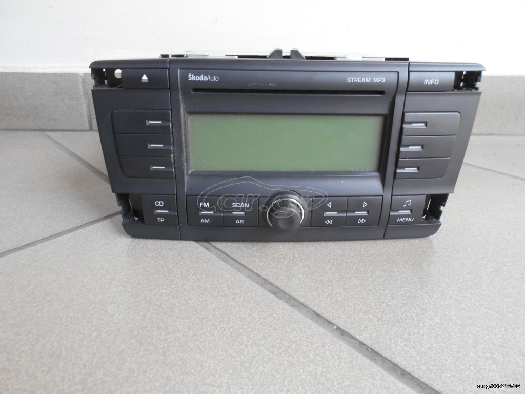 R/CD MP3 ΑΠΟ SKODA OCTAVIA 5 !!!!