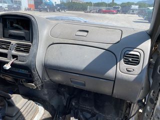 Ταμπλο        Nissan Navara D22 2000-2005-thumb-1