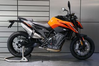 KTM 790 Duke '23 ΔΩΡΟ ΤΟ QUICKSHIFTER !