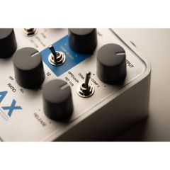 Universal Audio Max Preamp and Dual Compressor Pedal - Universal Audio-thumb-6