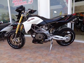 Aprilia Dorsoduro 750 2011-thumb-3