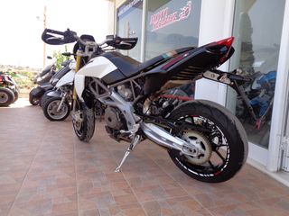 Aprilia Dorsoduro 750 2011-thumb-5