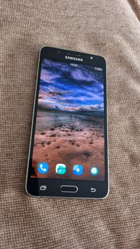 Samsung j5 2016