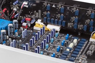 GOLDNOTE P-1000 MKII  DELUXE  REFERENCE  PREAMPLIFIER-thumb-10