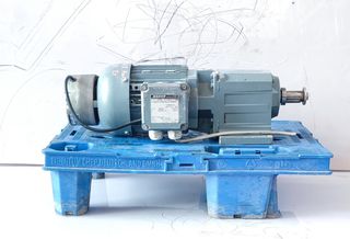 ΕΥΘΗΓΡΑΜΜΟΣ ΜΕΙΩΤΗΡΑΣ EBERHARD BAUER 0,25HP 40RPM