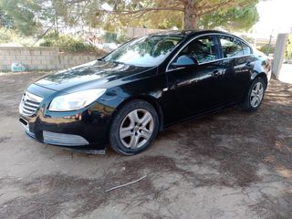 Opel Insignia 2011-thumb-6