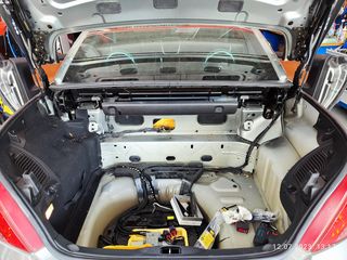 Peugeot 207cc-thumb-1