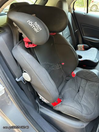 Παιδικό κάθισμα ασφάλειας αυτοκινήτου σε άριστη κατάσταση