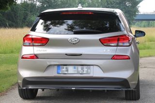 Πίσω Splitter (ΜΕ ΚΑΘΕΤΕΣ ΡΑΒΔΟΥΣ) HYUNDAI I30 MK3 HATCHBACK-thumb-2