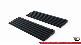 Modular "MAXTON Floor"- Edge Tile (Male Pegs)