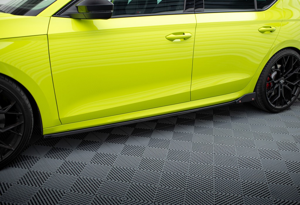 Side Skirts Diffusers V.2 + Flaps Skoda Octavia RS Liftback / Combi Mk4 Facelift
