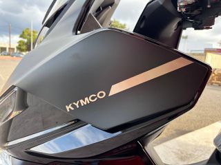 Kymco Xciting 400i 2026 VS ΕΤΟΙΜΟΠΑΡΑΔΟΤΟ!-thumb-7