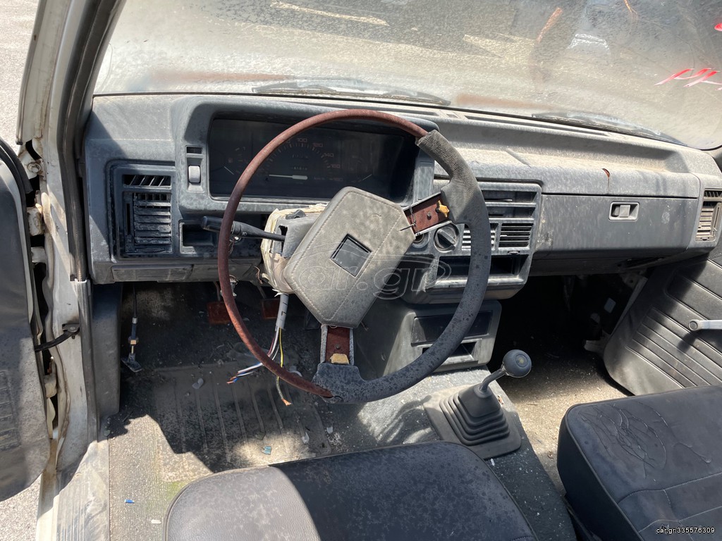 Ταμπλο       Mazda B2000 1990-2000