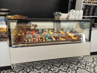 ΨΥΓΕΙΟ ΒΙΤΡΙΝΑ ΠΑΓΩΤΟΥ για 26 δοχεία-thumb-3