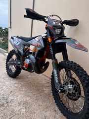 KTM 300 EXC '22 Ktm EXC 300 six days