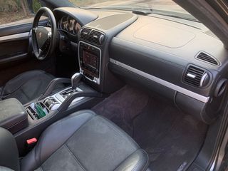 Porsche Cayenne 2008 4.8CC 425HP GTS ORIGINAL-thumb-27