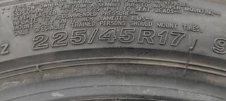 225/45/17 Bridgestone Turanza-thumb-1