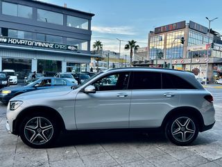 Mercedes-Benz GLC 220 2020 AMG LINE FACE LIFT-thumb-4