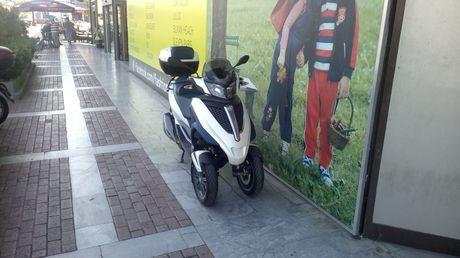 Piaggio MP3 300 LT '11