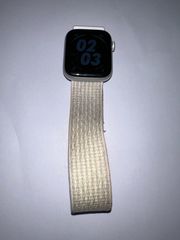 Apple Watch Nike Series 4-thumb-2