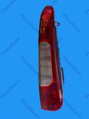 FORD C-MAX 2002-2007 ΜΕΤΑΧΕΙΡΙΣΜΕΝΑ ΑΝΤΑΛΛΑΚΤΙΚΑ ( φανάρι πίσω δεξί συνοδηγού πλευρά με κωδικό 3M51-13N411-AA )