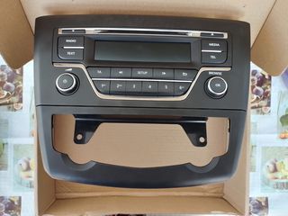 ΕΡΓΟΣΤΑΣΙΑΚΟ RADIO CD ΑΠΟ RENAULT KADJAR KAI N QASHQAI-thumb-1