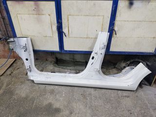 Toyota Aygo κολώνες μας ποιες 2014-2021
