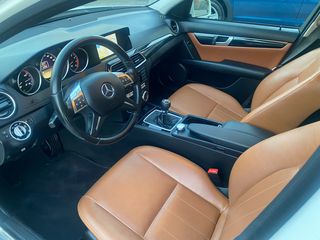 Mercedes-Benz C 180 2011  CGI BlueEFFICIENCY FACELIFT-thumb-9