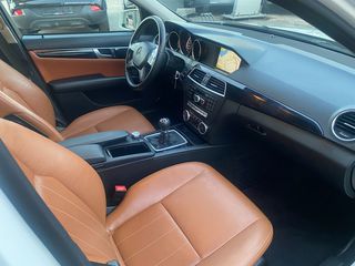 Mercedes-Benz C 180 2011  CGI BlueEFFICIENCY FACELIFT-thumb-10