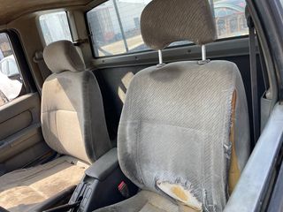 Σαλόνι  Nissan Navara D22 2000-2005-thumb-2