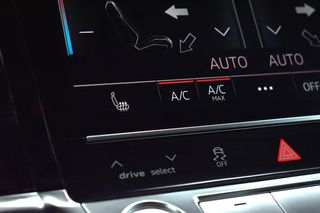 Audi e-tron 2020 50 quattro  ADVANCED  71kwh   R20"-thumb-63